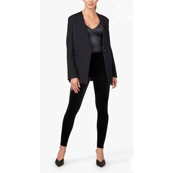 Spanx High Waist Velvet Leggings Size M Black Tummy Control - Picture 1 of 9